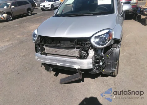 2021 Fiat 500X Trekking Awd z USA, uszkodzony, nr VIN ZFBNF3B15MP924672